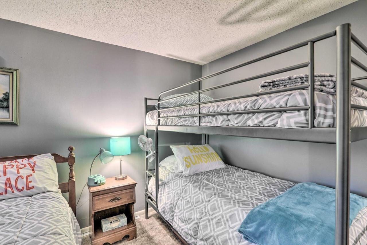 East Tawas Cabin With Lake Huron Access And Views エクステリア 写真